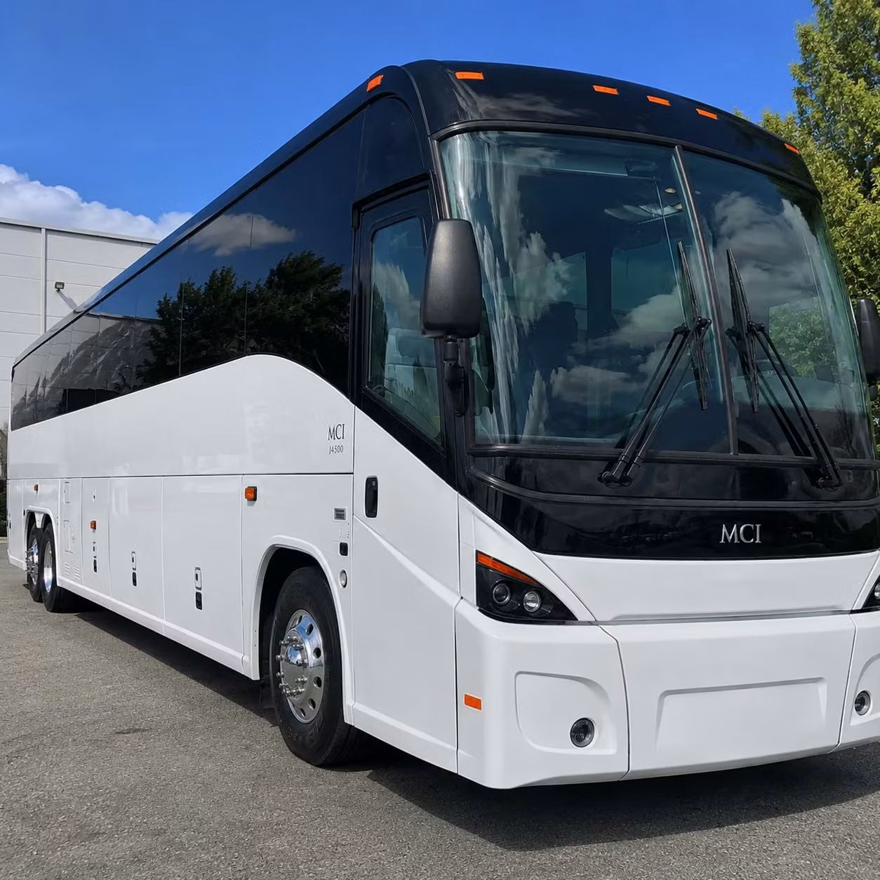 airport shuttle transportation for school groups and field trip travel