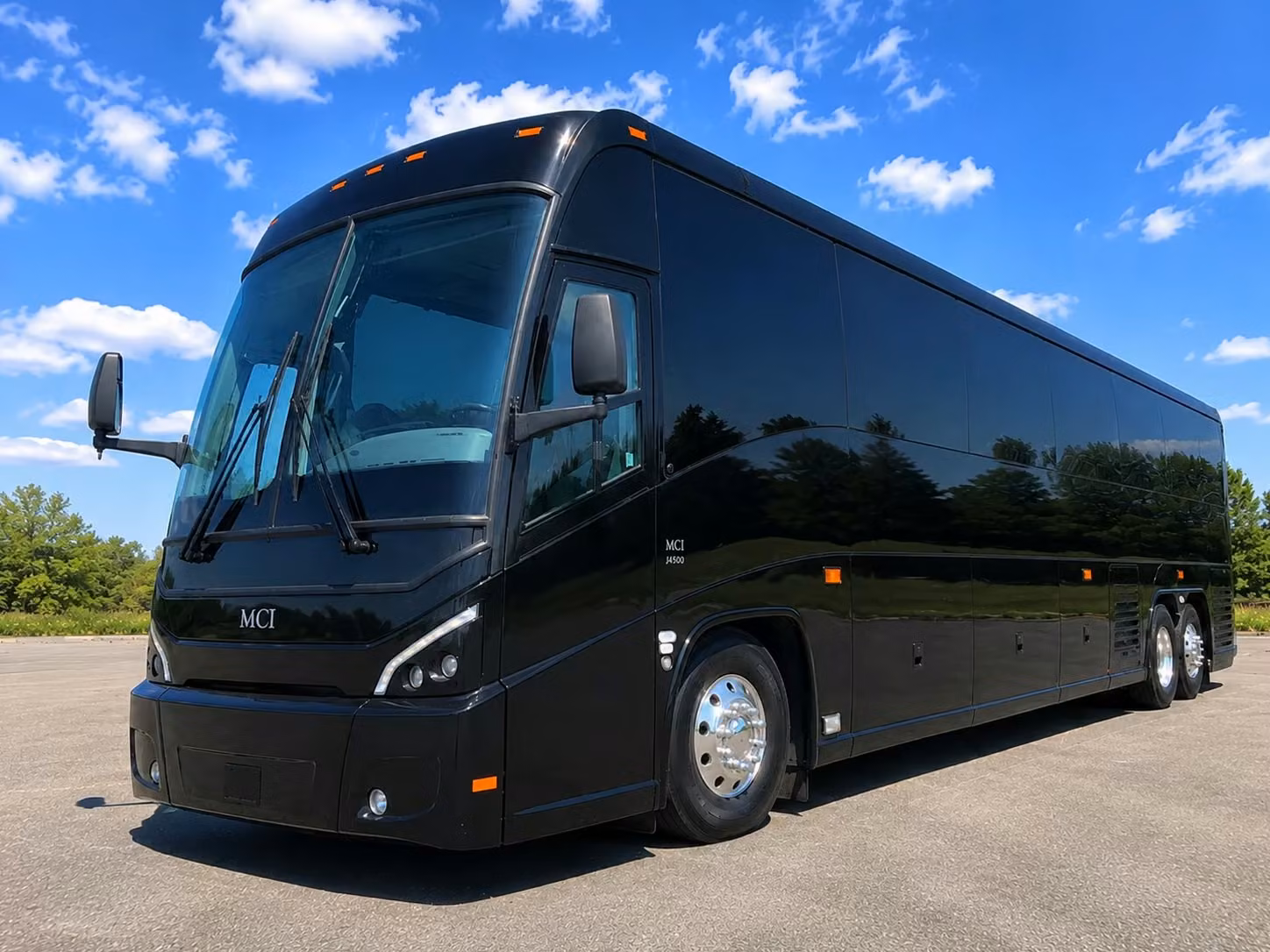 charter buses for oakland museum cultural field trips