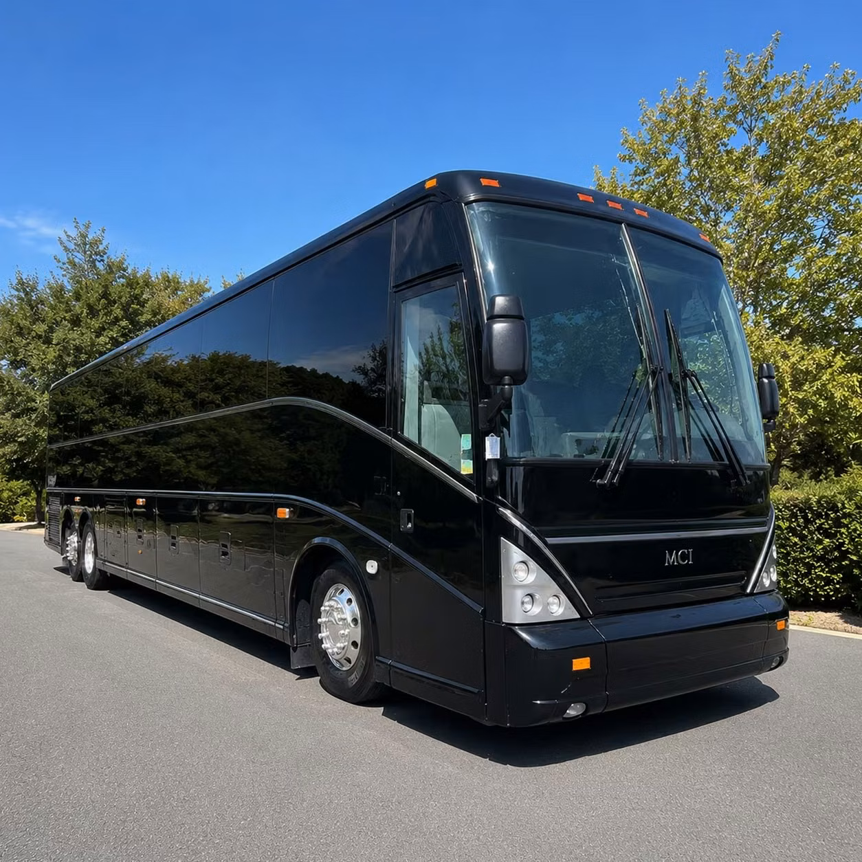 corporate event shuttles employee transportation in oakland