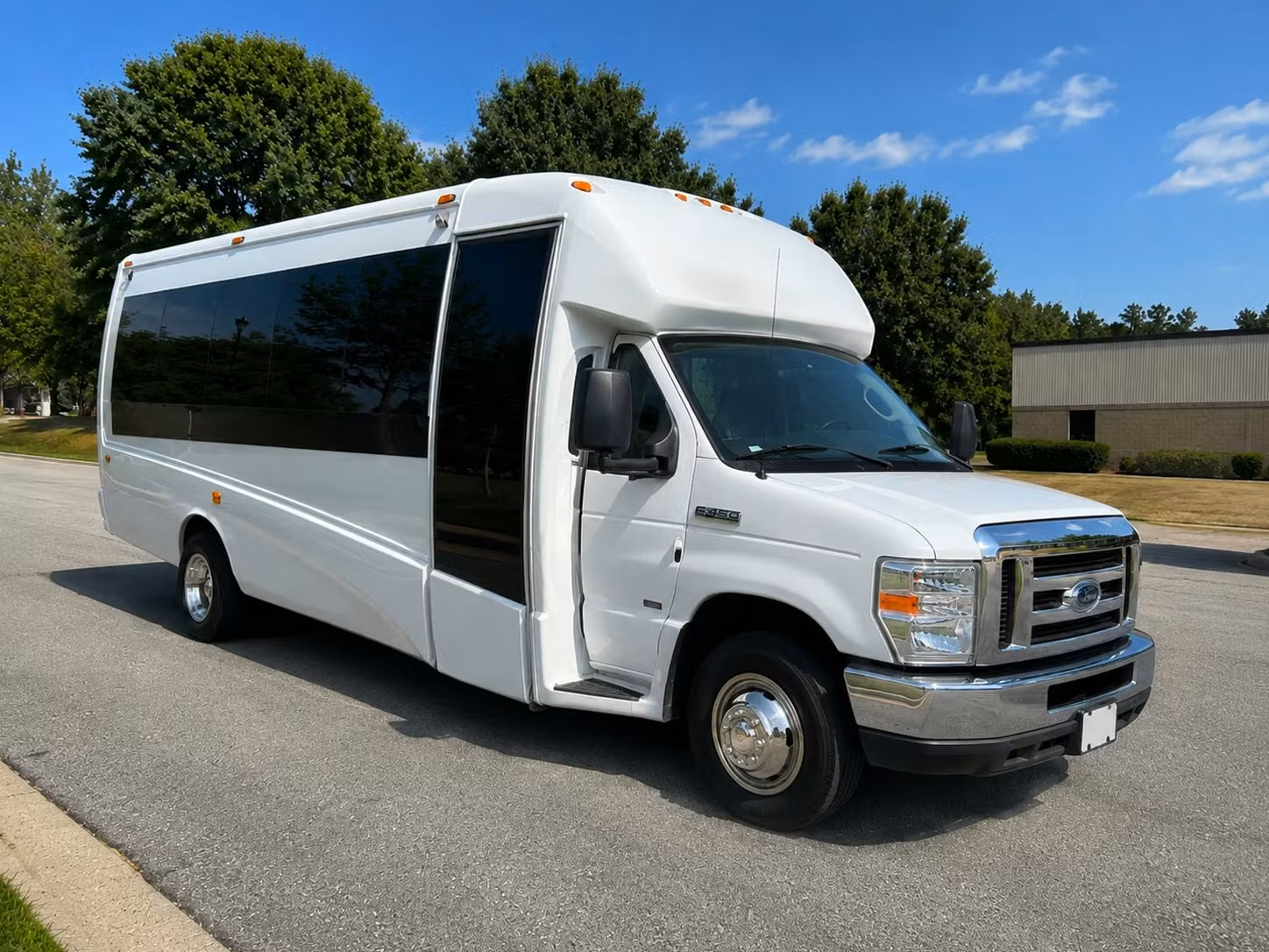 school field trip bus rentals in oakland