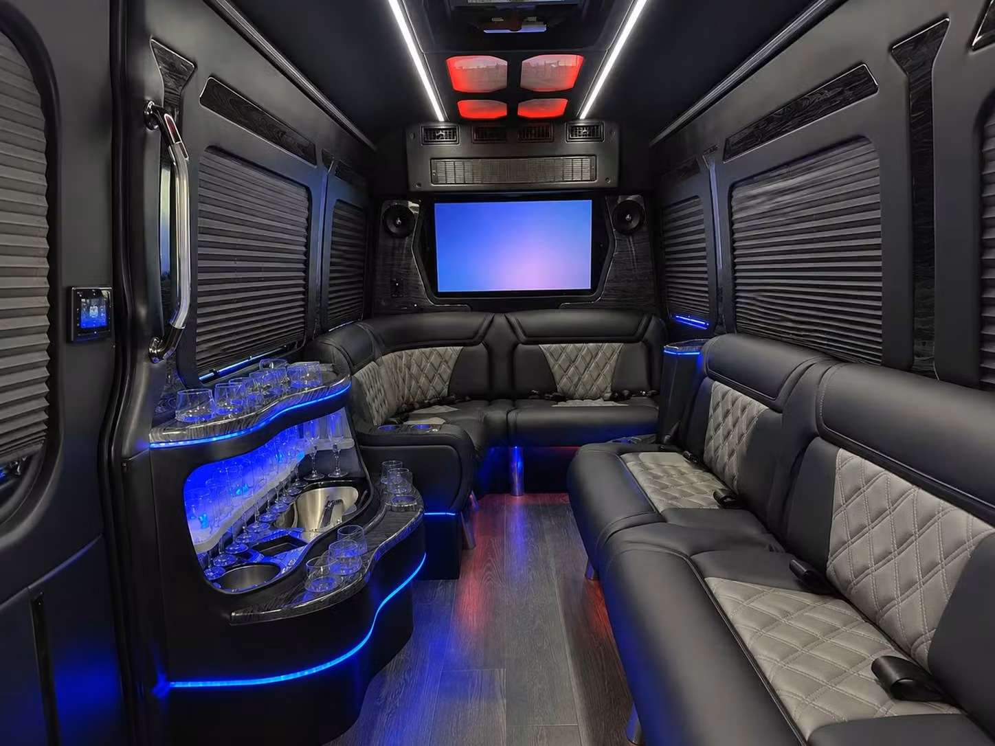 why oakland families choose charterbusrentaloaklandca com for prom transportation year after year